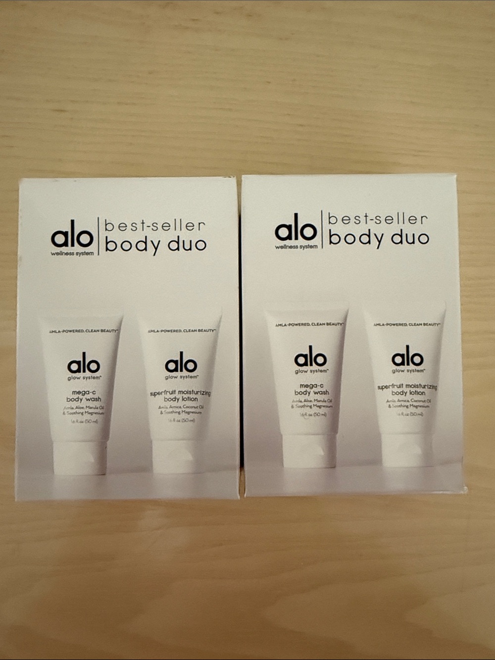 (NWT) ALO Yoga Best-Seller Bath & Body Duo - Mega C